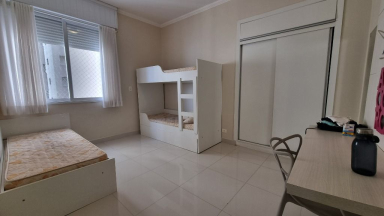 Imagem Apartamento com 3 Quartos à Venda, 188 m² em Pitangueiras - Guarujá Imagem Apartamento com 3 Quartos à Venda, 188 m² em Pitangueiras - Guarujá