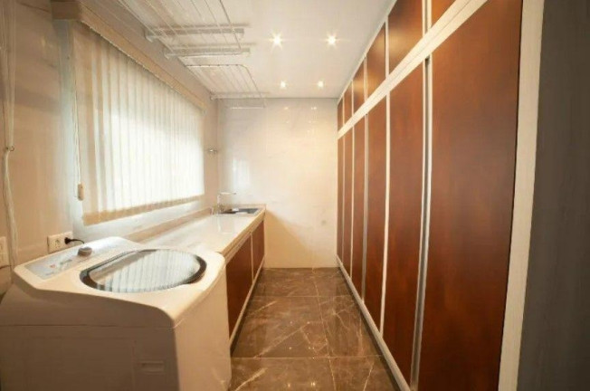Imagem Casa com 4 Quartos à Venda, 615 m² em Campo Comprido - Curitiba Imagem Casa com 4 Quartos à Venda, 615 m² em Campo Comprido - Curitiba