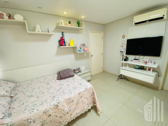 Imagem Casa com 5 Quartos à Venda, 375 m² em Tabajaras - Teresina