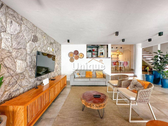 Casa com 4 Quartos à Venda, 158 m² em João Fernandes - Armação Dos Búzios
