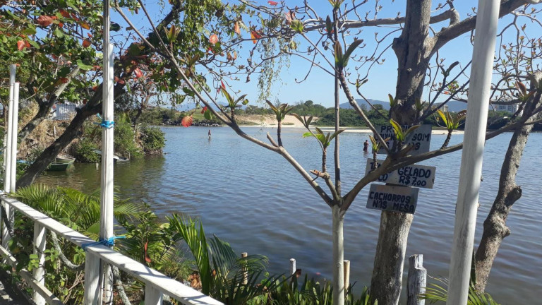 Imagem Terreno à Venda, 1.196 m² em Itaipu - Niterói Imagem Terreno à Venda, 1.196 m² em Itaipu - Niterói