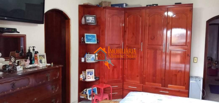 Imagem Sobrado com 2 Quartos à Venda, 125 m² em Jardim Santa Cecília - Guarulhos Imagem Sobrado com 2 Quartos à Venda, 125 m² em Jardim Santa Cecília - Guarulhos