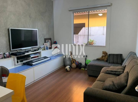 Imagem Casa com 3 Quartos à Venda, 540 m² em Pecuária - Campos Dos Goytacazes Imagem Casa com 3 Quartos à Venda, 540 m² em Pecuária - Campos Dos Goytacazes