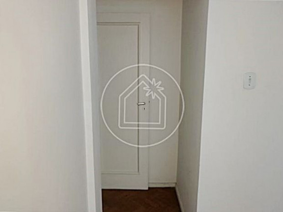 Imagem Apartamento com 3 Quartos à Venda, 130 m² em Copacabana Imagem Apartamento com 3 Quartos à Venda, 130 m² em Copacabana