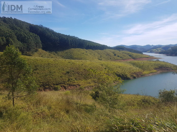 Imagem Chácara à Venda, 768 m² em Paraibuna Imagem Chácara à Venda, 768 m² em Paraibuna