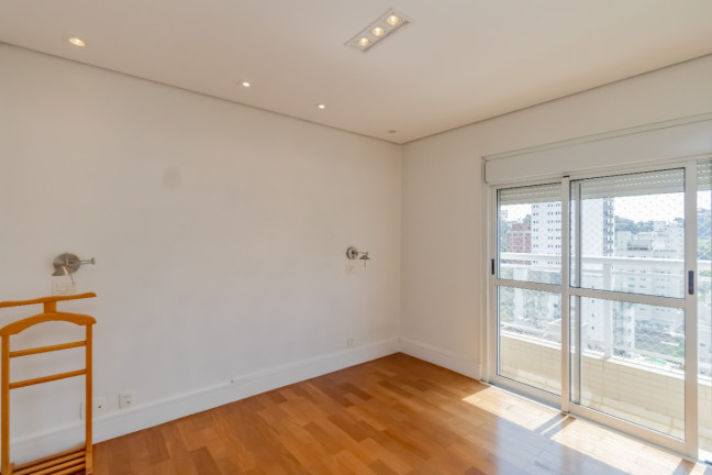 Imagem Apartamento com 3 Quartos à Venda, 184 m² em Real Parque - São Paulo