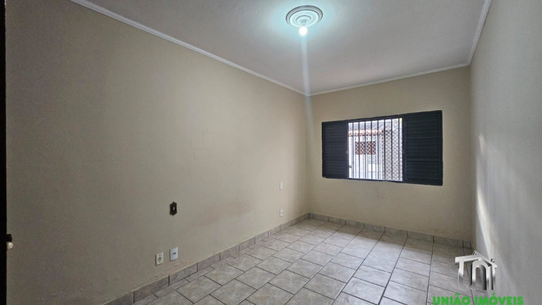Imagem Casa com 3 Quartos à Venda, 120 m² em Vila Aparecida - Bragança Paulista