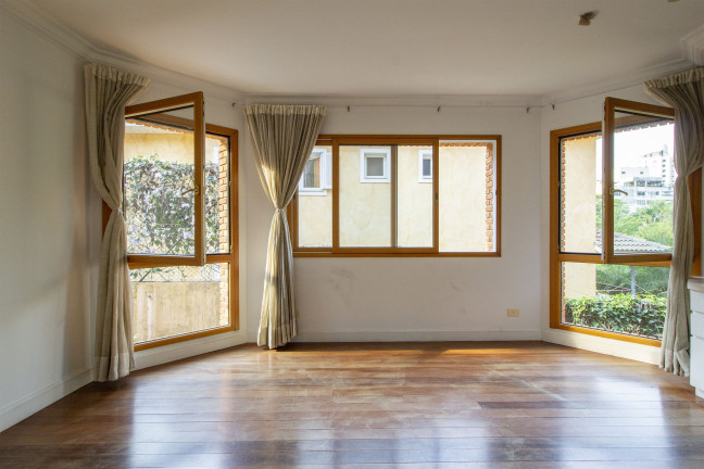 Imagem Casa de Condomínio com 4 Quartos para Alugar, 711 m² em Real Parque - São Paulo