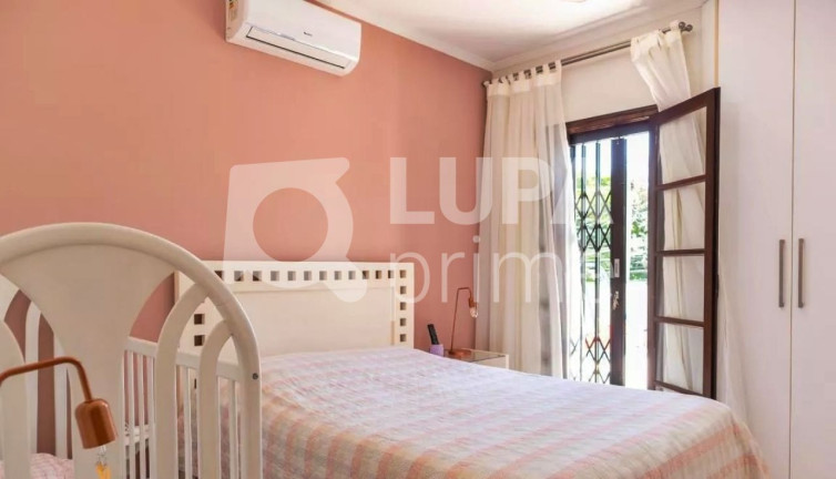 Imagem Casa com 3 Quartos à Venda, 140 m² em Jardim Guanca - São Paulo Imagem Casa com 3 Quartos à Venda, 140 m² em Jardim Guanca - São Paulo
