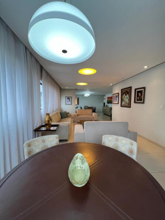 Imagem Imóvel com 4 Quartos à Venda, 226 m² em Casa Forte - Recife