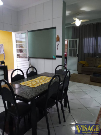 Imagem Casa com 3 Quartos à Venda, em Pq. Dos Sinos - Jacareí Imagem Casa com 3 Quartos à Venda, em Pq. Dos Sinos - Jacareí