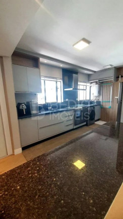 Imagem Apartamento com 3 Quartos à Venda, 125 m² em Centro - Balneário Camboriú Imagem Apartamento com 3 Quartos à Venda, 125 m² em Centro - Balneário Camboriú