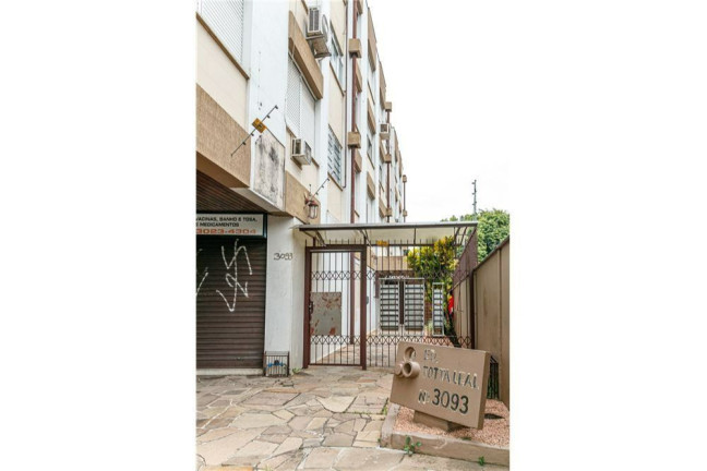 Imóvel com 2 Quartos à Venda,  em Teresópolis - Porto Alegre
