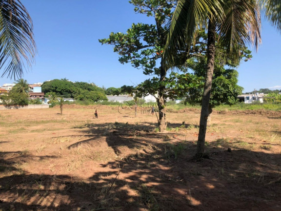 Imagem Terreno à Venda, 3.535 m² em Granja Dos Cavaleiros - Macaé