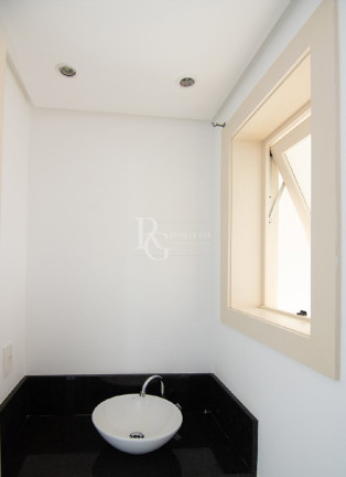 Imagem Apartamento com 3 Quartos à Venda, 123 m² em Petrópolis - Porto Alegre Imagem Apartamento com 3 Quartos à Venda, 123 m² em Petrópolis - Porto Alegre