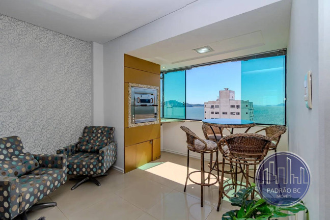 Imagem Apartamento com 3 Quartos à Venda, 118 m² em Barra Sul - Balneário Camboriú Imagem Apartamento com 3 Quartos à Venda, 118 m² em Barra Sul - Balneário Camboriú