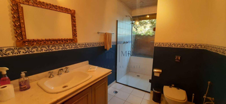 Imagem Imóvel com 3 Quartos à Venda, 243 m² em Alpes Da Cantareira - Mairiporã