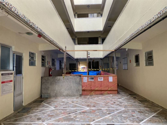 Imagem Kitnet com 1 Quarto à Venda, 32 m² em Guilhermina - Praia Grande