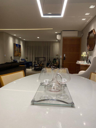Imagem Apartamento com 4 Quartos à Venda, 169 m² em Moema - São Paulo Imagem Apartamento com 4 Quartos à Venda, 169 m² em Moema - São Paulo