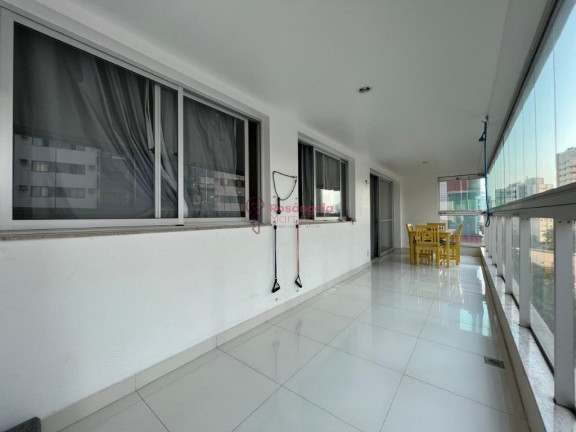 Imagem Apartamento com 3 Quartos à Venda, 120 m² em Praia Da Costa - Vila Velha Imagem Apartamento com 3 Quartos à Venda, 120 m² em Praia Da Costa - Vila Velha