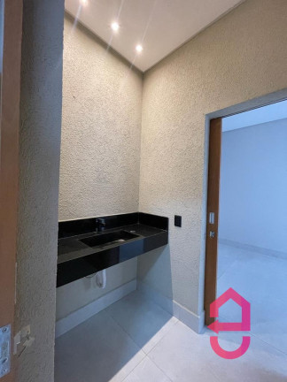Imagem Casa à Venda, 195 m² em Jardim Europa - Goiânia Imagem Casa à Venda, 195 m² em Jardim Europa - Goiânia