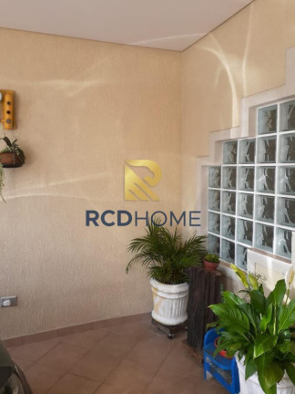 Imagem Casa com 4 Quartos à Venda, 199 m² em Uberaba - Curitiba