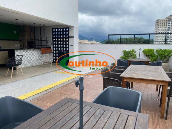 Imagem Studio com 1 Quarto à Venda, 38 m² em São Cristovão - Rio De Janeiro Imagem Studio com 1 Quarto à Venda, 38 m² em São Cristovão - Rio De Janeiro