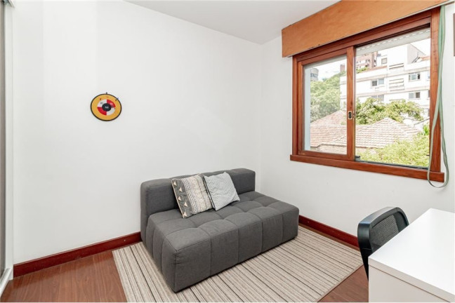 Imagem Apartamento com 2 Quartos à Venda, 117 m² em Moinhos De Vento - Porto Alegre Imagem Apartamento com 2 Quartos à Venda, 117 m² em Moinhos De Vento - Porto Alegre