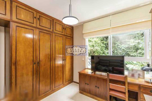Imagem Apartamento com 3 Quartos à Venda, 130 m² em Jardim Botânico - Rio De Janeiro Imagem Apartamento com 3 Quartos à Venda, 130 m² em Jardim Botânico - Rio De Janeiro