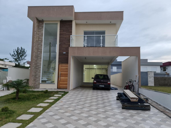 Casa com 3 Quartos à Venda, 300 m² em Jardim Guacyra - Itanhaém