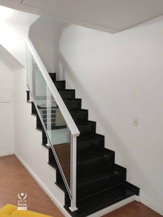 Imagem Sobrado com 3 Quartos à Venda, 94 m² em Uberaba - Curitiba