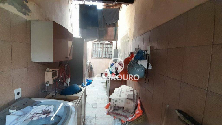 Imagem Casa com 3 Quartos à Venda, 240 m² em Santa Tereza - Belo Horizonte Imagem Casa com 3 Quartos à Venda, 240 m² em Santa Tereza - Belo Horizonte