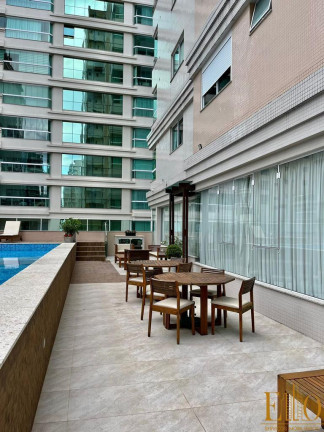 Foto do imóvel Apartamento com 3 Quartos à Venda, 148 m² em Meia Praia - Itapema