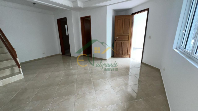 Imagem Sobrado com 3 Quartos à Venda, 152 m² em Xaxim - Curitiba