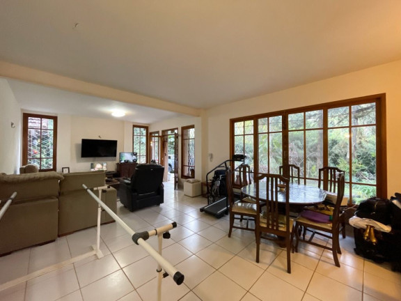 Imagem Casa com 3 Quartos à Venda, 177 m² em Granja Florestal - Teresópolis Imagem Casa com 3 Quartos à Venda, 177 m² em Granja Florestal - Teresópolis
