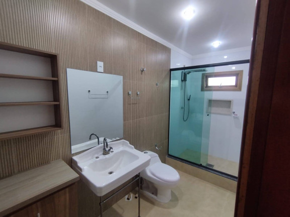 Imagem Casa com 3 Quartos à Venda, 400 m² em Canto Do Forte - Praia Grande Imagem Casa com 3 Quartos à Venda, 400 m² em Canto Do Forte - Praia Grande