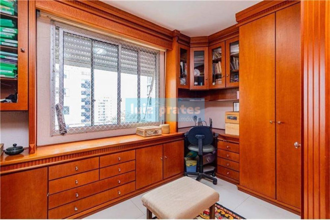 Imagem Apartamento com 1 Quarto à Venda, 218 m² em Higienópolis - Porto Alegre