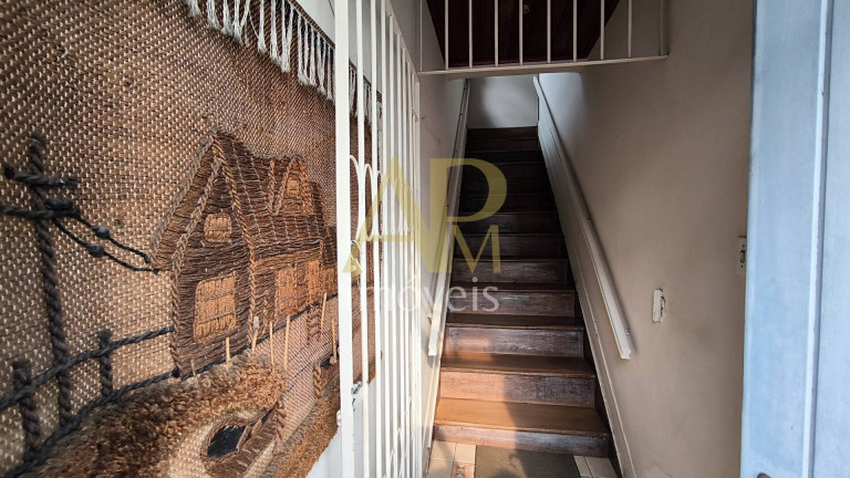 Imagem Casa com 4 Quartos à Venda, 290 m² em Centro - São José