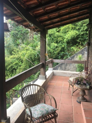 Imagem Casa com 5 Quartos à Venda, 653 m² em Várzea - Teresópolis