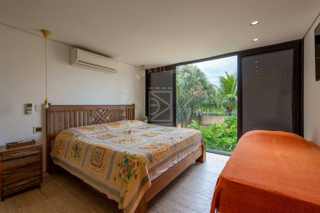 Imagem Casa com 4 Quartos à Venda, 267 m² em Maresias - São Sebastião Imagem Casa com 4 Quartos à Venda, 267 m² em Maresias - São Sebastião