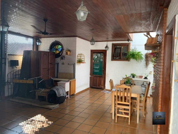 Imagem Casa com 4 Quartos à Venda, 360 m² em Embuema - Embu Das Artes