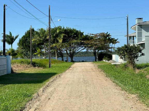 Imagem Terreno à Venda, 300 m² em Pinheiros - Balneário Barra Do Sul Imagem Terreno à Venda, 300 m² em Pinheiros - Balneário Barra Do Sul