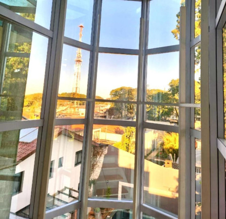 Imagem Casa com 4 Quartos à Venda, 751 m² em Jardim Social - Curitiba