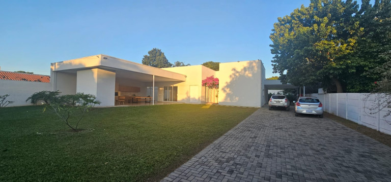 Imagem Imóvel com 4 Quartos à Venda, em Recanto Campestre Ouro Verde - Franca Imagem Imóvel com 4 Quartos à Venda, em Recanto Campestre Ouro Verde - Franca
