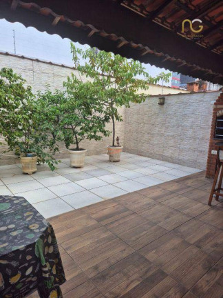 Sobrado com 3 Quartos à Venda, 154 m² em Tupi - Praia Grande