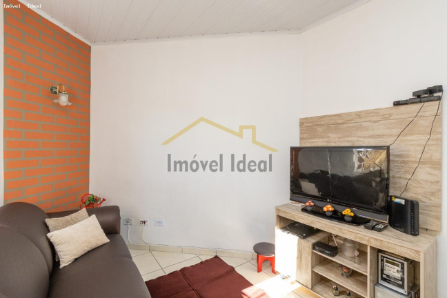 Imagem Casa com 3 Quartos à Venda, 72 m² em Uberaba - Curitiba