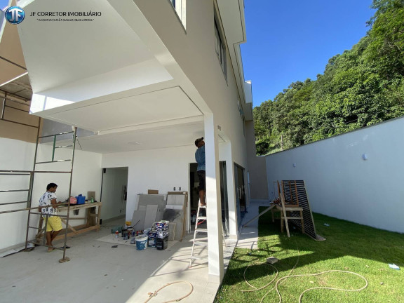 Imagem Casa com 3 Quartos à Venda, 126 m² em Bom Retiro - Ipatinga
