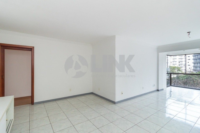 Imagem Apartamento com 3 Quartos à Venda, 118 m² em Auxiliadora - Porto Alegre Imagem Apartamento com 3 Quartos à Venda, 118 m² em Auxiliadora - Porto Alegre
