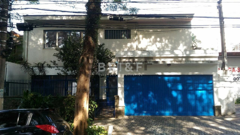 Sobrado com 3 Quartos à Venda, 350 m² em Paraíso - São Paulo