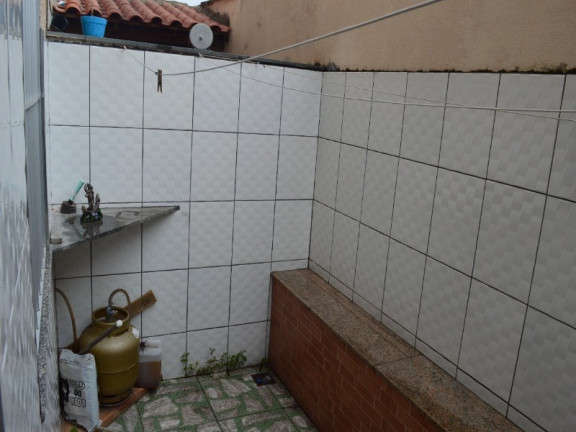 Imagem Casa com 2 Quartos à Venda, 90 m² em Industrial - Contagem